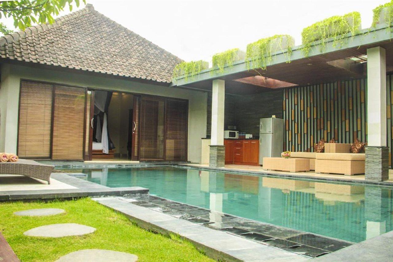 Kunti Villas Seminyak Exterior foto